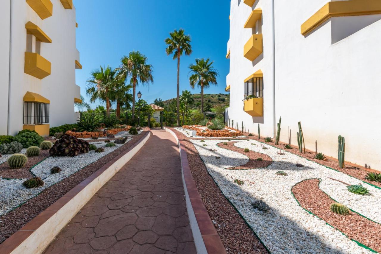 Apartamento 2Br Calanova Grand Golf - Wifi/Ac/Pool Málaga Exterior foto